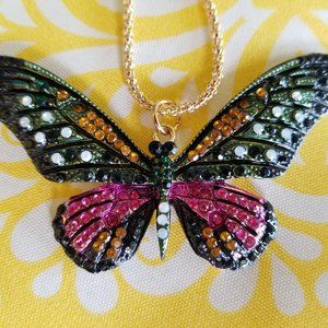 🦋Colorful Butterfly Necklace - NWOT🦋